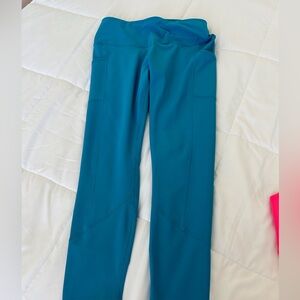 Layer 8 Quick-dry Athletic Legging in Bright Blue